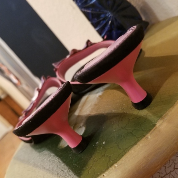 💖NWOB Beautiful Unisa Sandals💖 - Picture 5 of 6